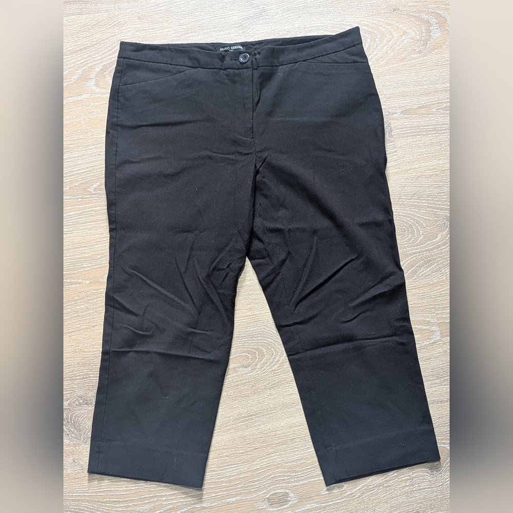 Mario Serrani Italyโ Women's 12 Black Capri Dress Pants Career Cropped